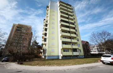Mieszkanie 2-pok., duży balkon, bdb. lokalizacja, os. Zatorz ...