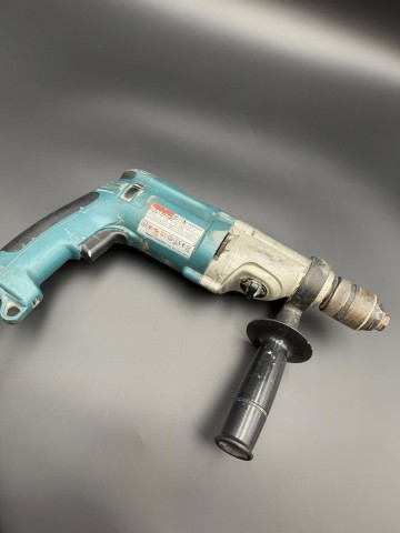 Wiertarka Makita HP2071F Stan: sprawny, używany Specyfikacja