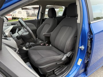 Chevrolet Aveo 1.6 BENZYNA Klimatyzacja Tempomat Czujniki