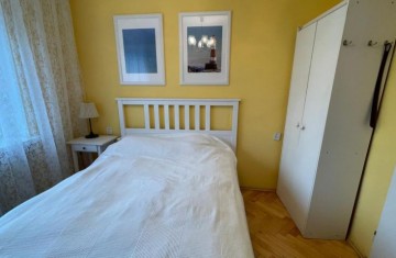 Sprzedam 4 pokojowe mieszkanie, 1 piętro, taras, garaż -ul. ...