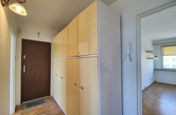 Do wynajęcia 2 pokoje z balkonem, 6 piętro - ul. Wyzwolenia