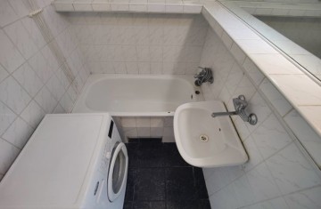Do wynajęcia 2 pokoje z balkonem, 6 piętro - ul. Wyzwolenia