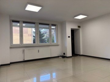 WYNAJMĘ pomieszczenie lokal w Centrum Konina