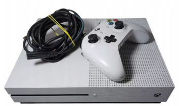 XBOX ONE S MODEL 1681 + PAD