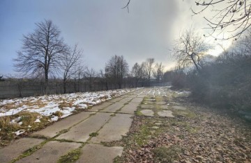 Do wynajęcia budynek gospodarczy/hala z działką 1796 m2