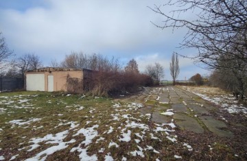 Do wynajęcia budynek gospodarczy/hala z działką 1796 m2