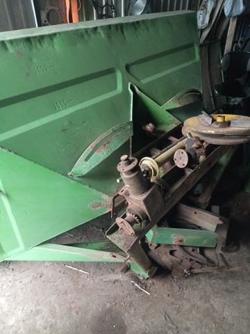 Rozsiewacz amazone 1501 zau