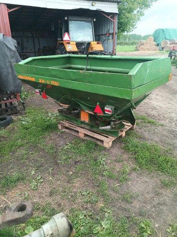 Rozsiewacz amazone 1501 zau