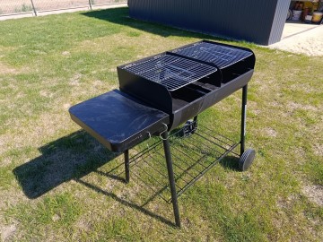 Grill węglowy
