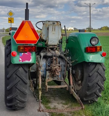 Sprzedam ciągnik c-360 z dokumentami i turem