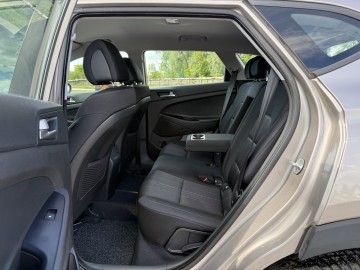 Hyundai Tucson 1.6BENZYNA Klimatyzacja Nawigacja Ledy Kamera