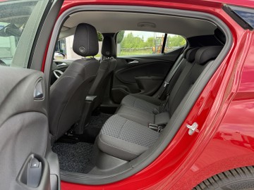 Opel Astra 1.2 BENZYNA Klimatronik Tempomat Ledy Nawigacja