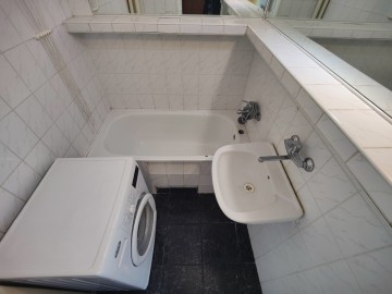 Wynajmę 2 pokojowe mieszkanie z balkonem-winda-ul.Wyzwolenia