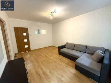 Sprzedam 3 pokoje, balkon, 1 piętro - ul.Wieniawskiego,Konin