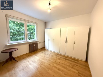 Sprzedam 3 pokoje, balkon, 1 piętro - ul.Wieniawskiego,Konin