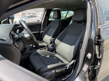 Opel Astra 1.4 BENZYNA Klimatronik Nawigacja Kamera Ledy