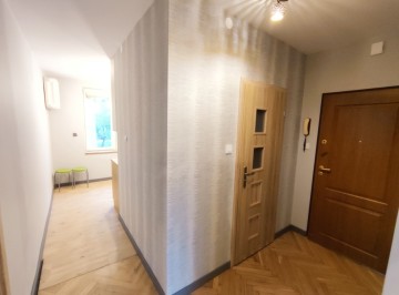 Wynajmę 2 pok., rozkładowe, umeblowane, po remoncie-os. I