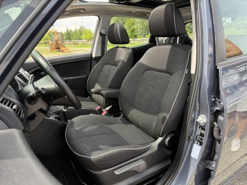 Kia Venga 1.6 BENZYNA Klimatronik Czujniki Cofania Panorama