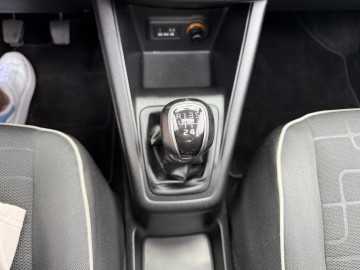 Kia Venga 1.6 BENZYNA Klimatronik Czujniki Cofania Panorama