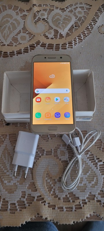 Samsung galaxy A5 gold