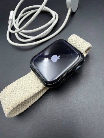 Apple Watch series 9 45 mm 203 GPS Stan: sprawny, bardzo dob