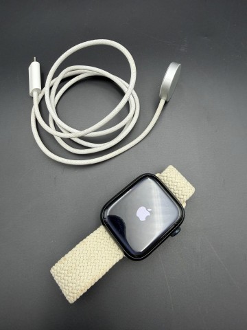 Apple Watch series 9 45 mm 203 GPS Stan: sprawny, bardzo dob