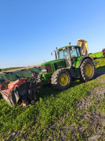 Sprzedam John Deere 6830 premium