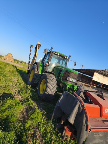 Sprzedam John Deere 6830 premium
