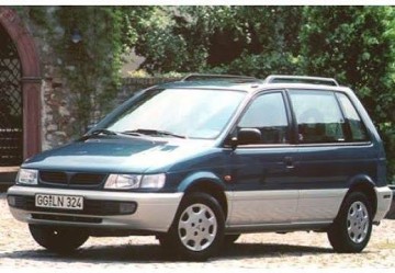 Mitsubishi Space Runner rocznik model 91 - 99