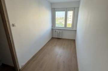 2 pok. mieszkanie, po remoncie, gotowe do zamieszkania-os. V