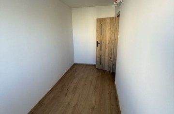 2 pok. mieszkanie, po remoncie, gotowe do zamieszkania-os. V