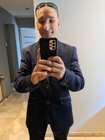 Czy są tu normalne kobiety chcące zawiązać się na stale