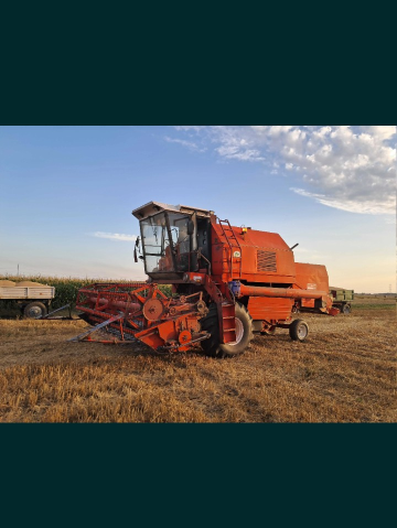 Kombajn bizon ZO-58 Rekord