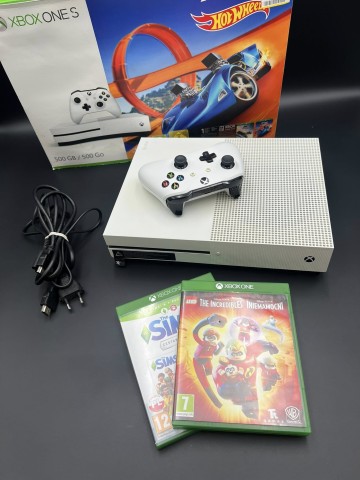 Konsola Xbox One S 500GB zestaw  Model: 1681