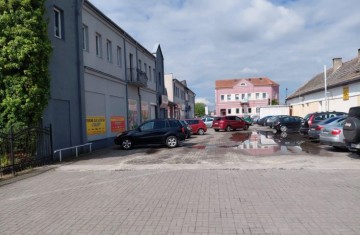 Wynajmę duży lokal handlowo-magazynowy, parter budynku, duży ...