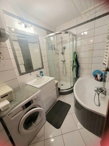 GOLINA!!! Parter 2 pokoje, klimatyzacja, balkon !!!