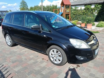 Opel Zafira 1.9 CDTI 2009r.