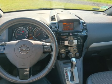 Opel Zafira 1.9 CDTI 2009r.