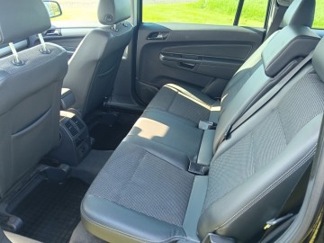 Opel Zafira 1.9 CDTI 2009r.
