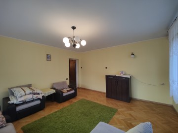 Na sprzedaż gospodarstwo rolne z domem i zabudowaniami gosp.