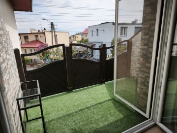 Do wynajęcia piętro domu z niezależnym wejściem, 2 pokoje