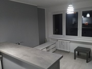 Wynajmę kawalerkę mieszkanie centrum Konina po kapitalnym re
