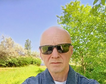 WYSZEDŁEM Z BAGNA. JESTEM SILNYM,ODWAŻNYM MĘŻCZYZNĄ.