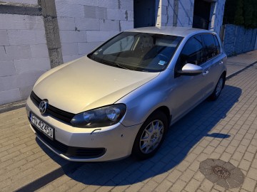 VW Golf VI 2009 r. &ndash; do naprawy / uszkodzone sprzęgło