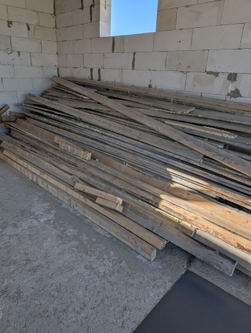 Sprzedam deski + rygle na strop lub inne cele 200 m2