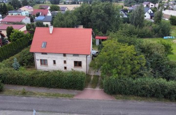 Sprzedam dom piętrowy w okolicy lasów i jezior - Wilczyn