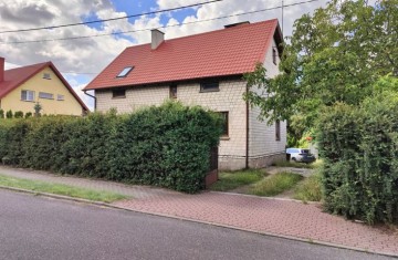 Sprzedam dom piętrowy w okolicy lasów i jezior - Wilczyn