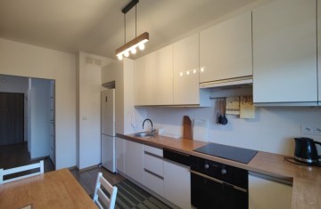 Do wynajęcia 3 pokoje z balkonem, 1 piętro ul. Berylowa