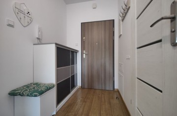 Do wynajęcia 3 pokoje z balkonem, 1 piętro ul. Berylowa