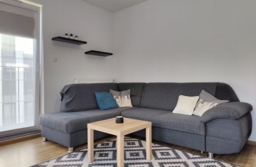 Do wynajęcia 3 pokoje z balkonem, 1 piętro ul. Berylowa
